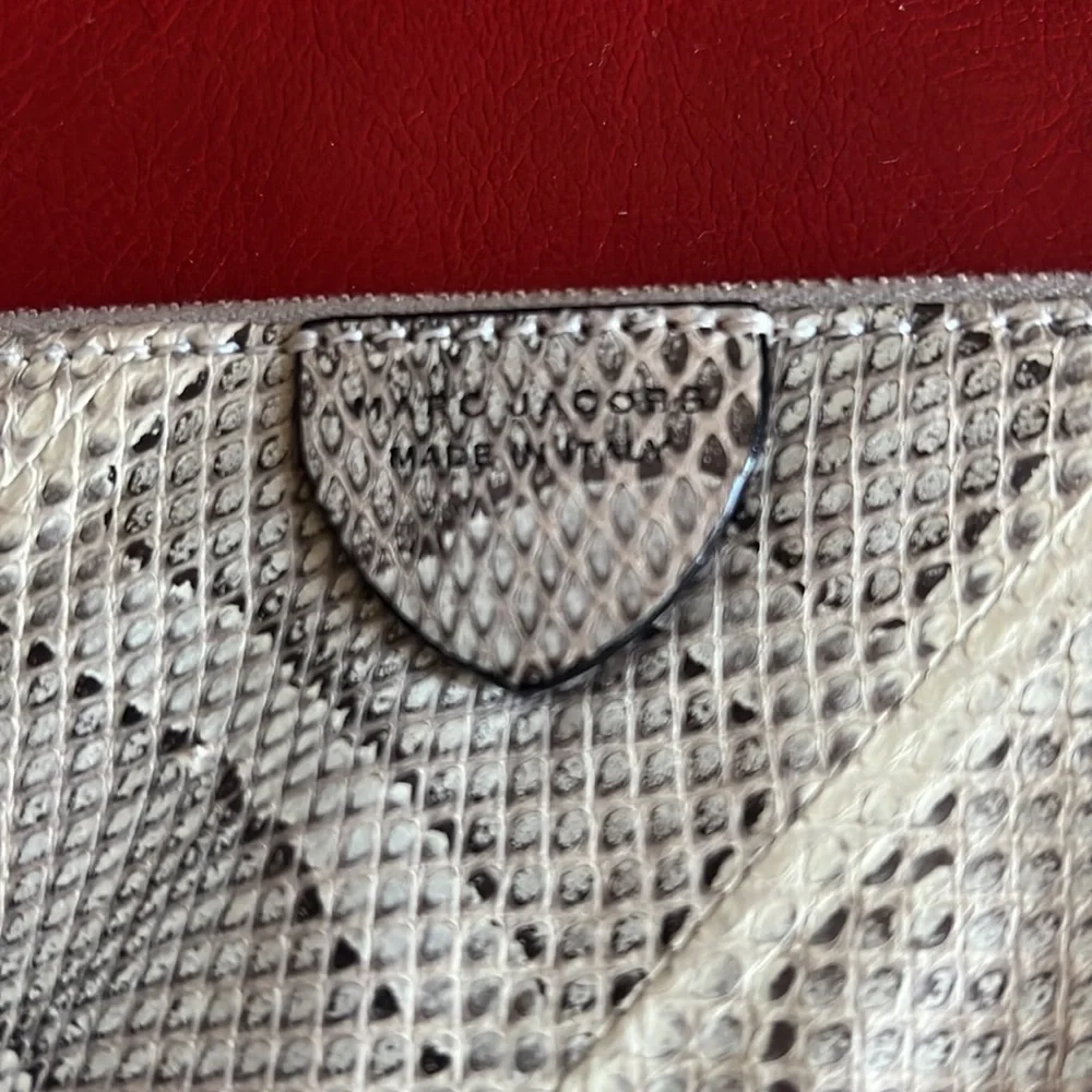 MARC JACOB - Picture 6 of 8